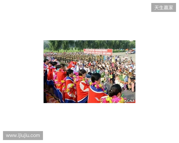 夺得湘超冠军!永州队球员乘坐花车回城,市民夹道欢迎